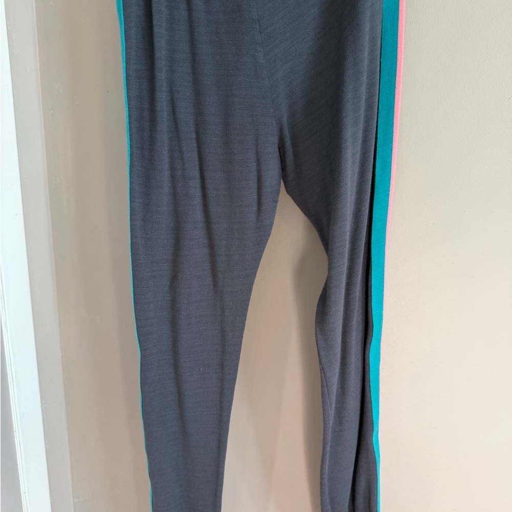 Monrow Heather Grey Rainbow Stripe Supersoft Joggers medium super soft loungers - Picture 7 of 9